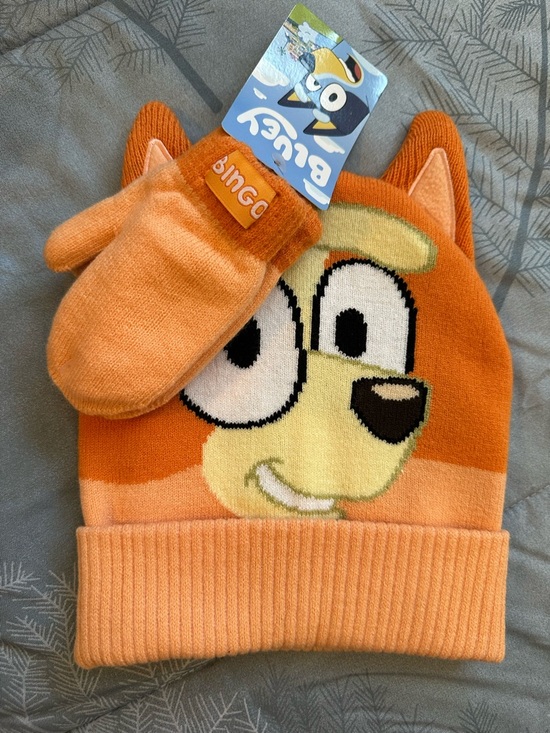 Bluey Other - NWTS Bluey “Bingo” Character Orange Toddlers 2T-5T Beanie & Mittens Set